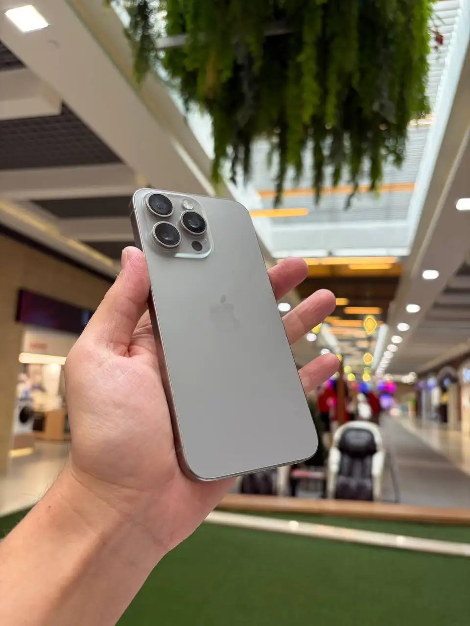 iPhone 15 Pro Max 256 ГБ - Смартфоны и гаджеты (Электроника) в Сургут