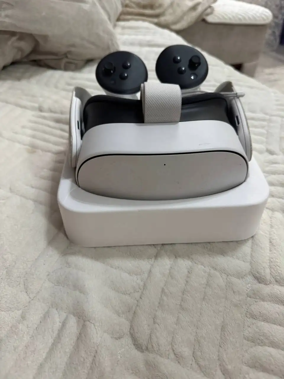 Oculus Quest 3S VR шлем - VR-шлемы (Электроника) в Сургут