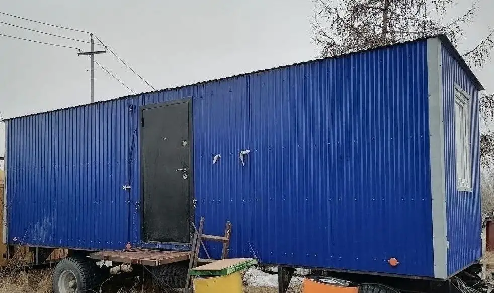 Продаётся жилой вагон-дом на шасси на 8 человек - Для дома и дачи в Сургут
