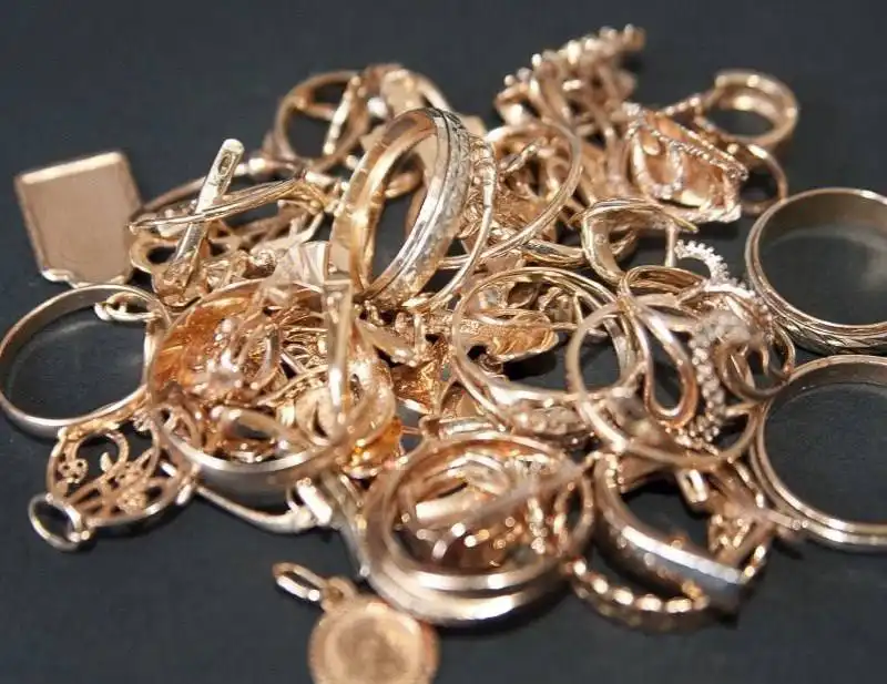 Продажа лома золота ювелирных изделий - Барахолка в Махачкала