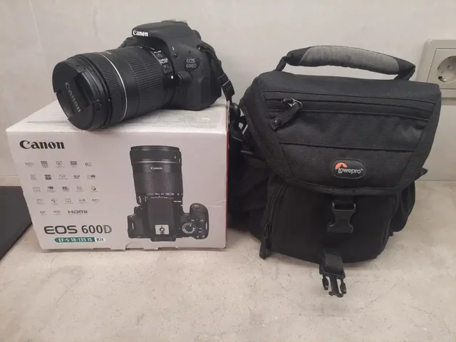 Canon 600D с объективом EFS 18-135mm - Электроника в Воронеж