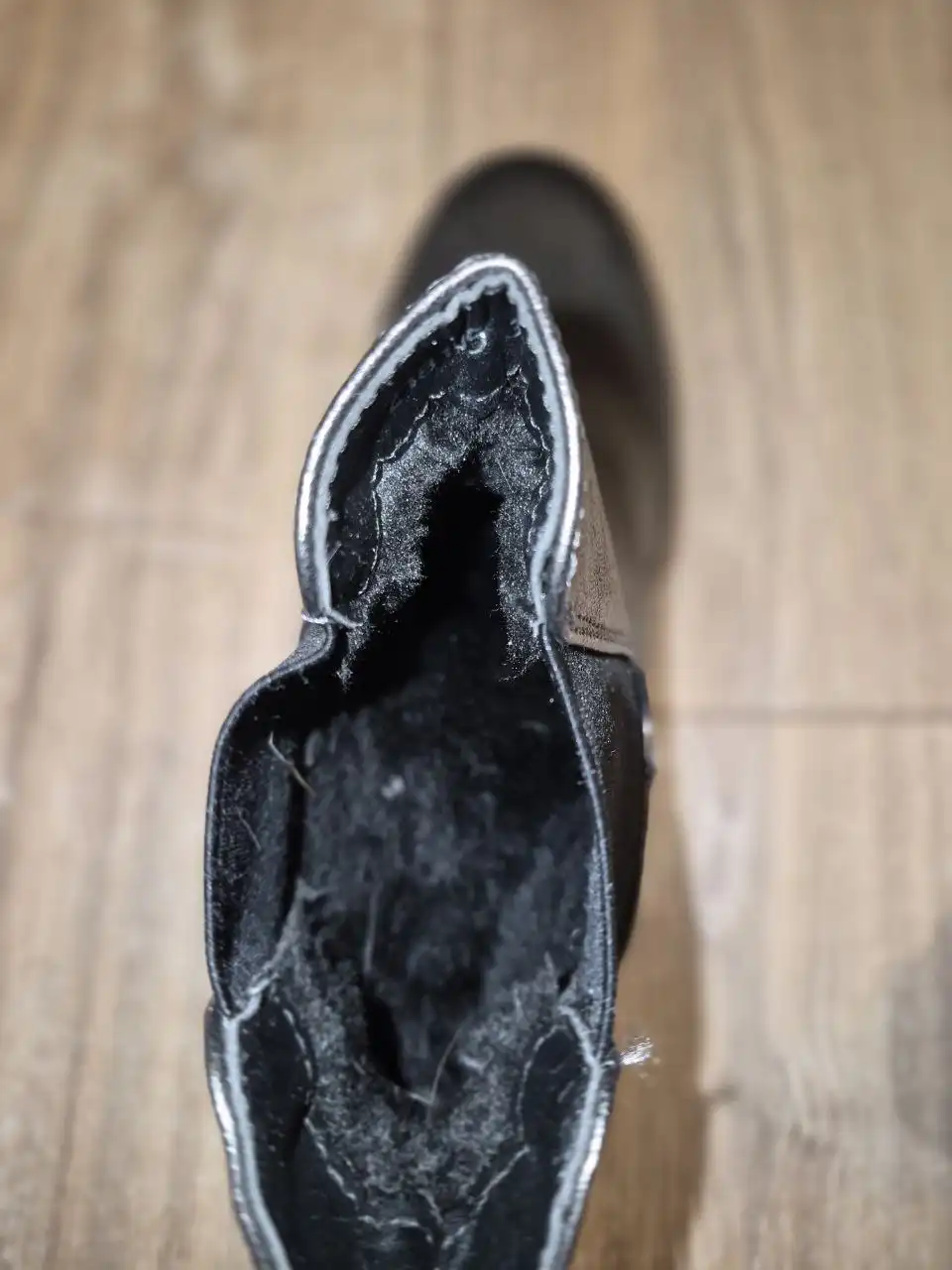 Продам новые женские ботинки еврозима размер 38