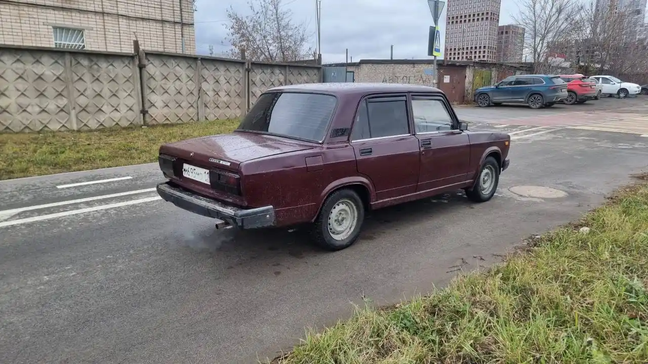 Автомобиль 2008 года в хорошем состоянии