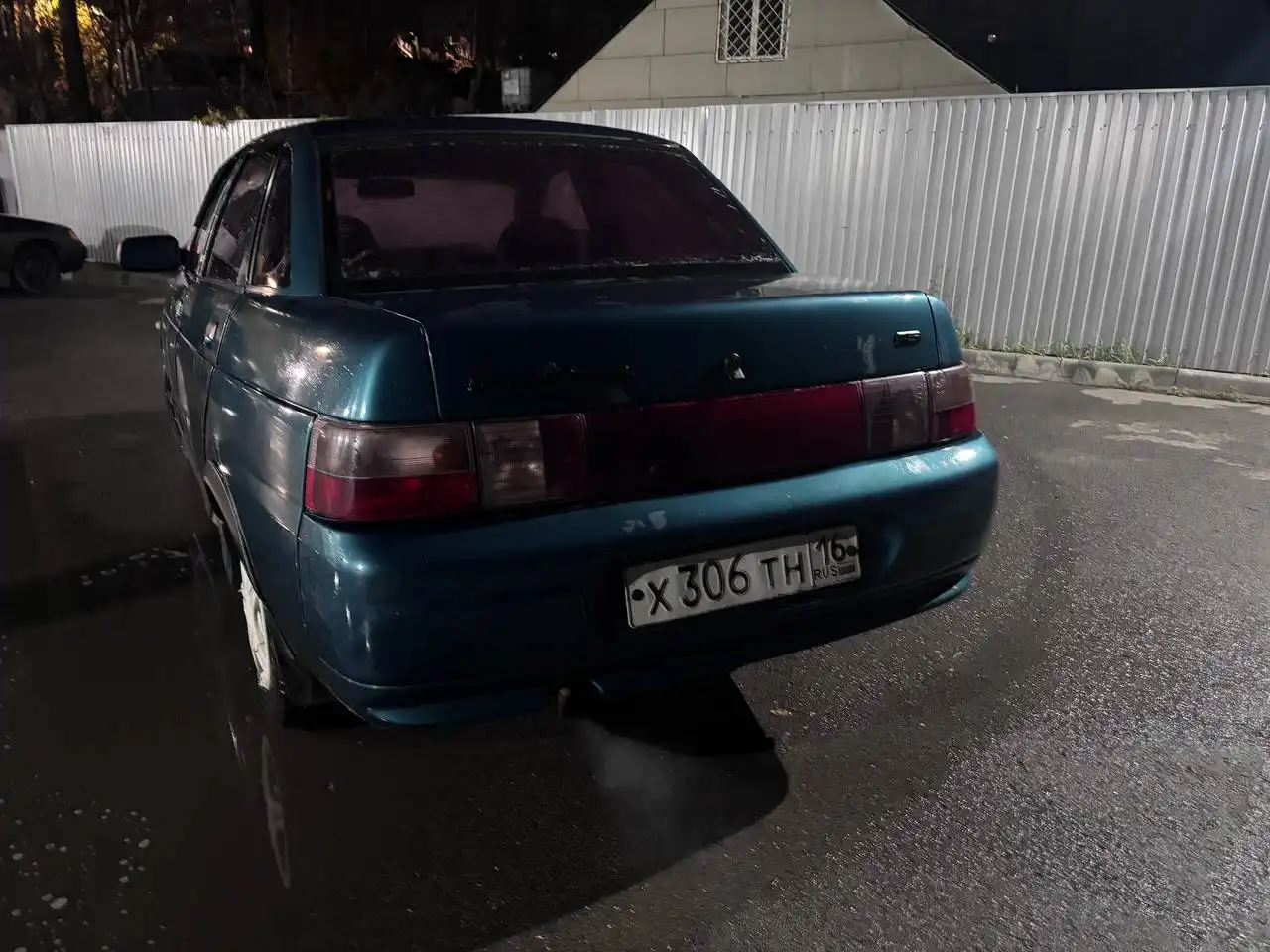 ВАЗ 2110 1998 года