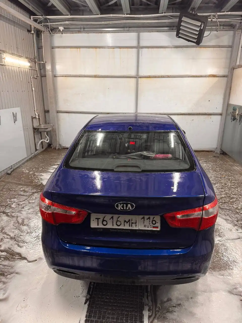 Продажа Kia Rio 2013 года с автоматом и системой дистанционного запуска