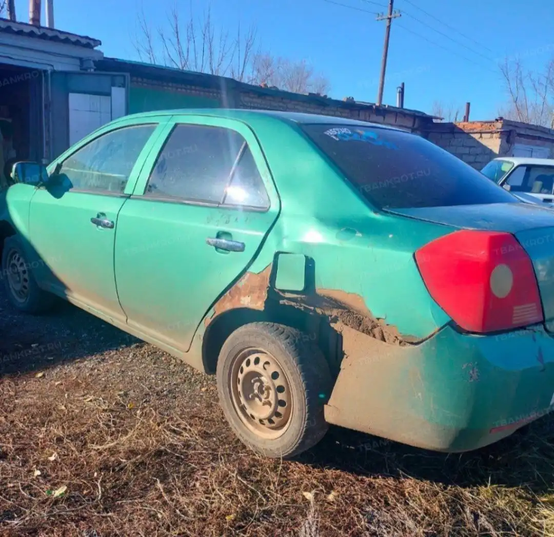 Geely mk 1.5 2012 года