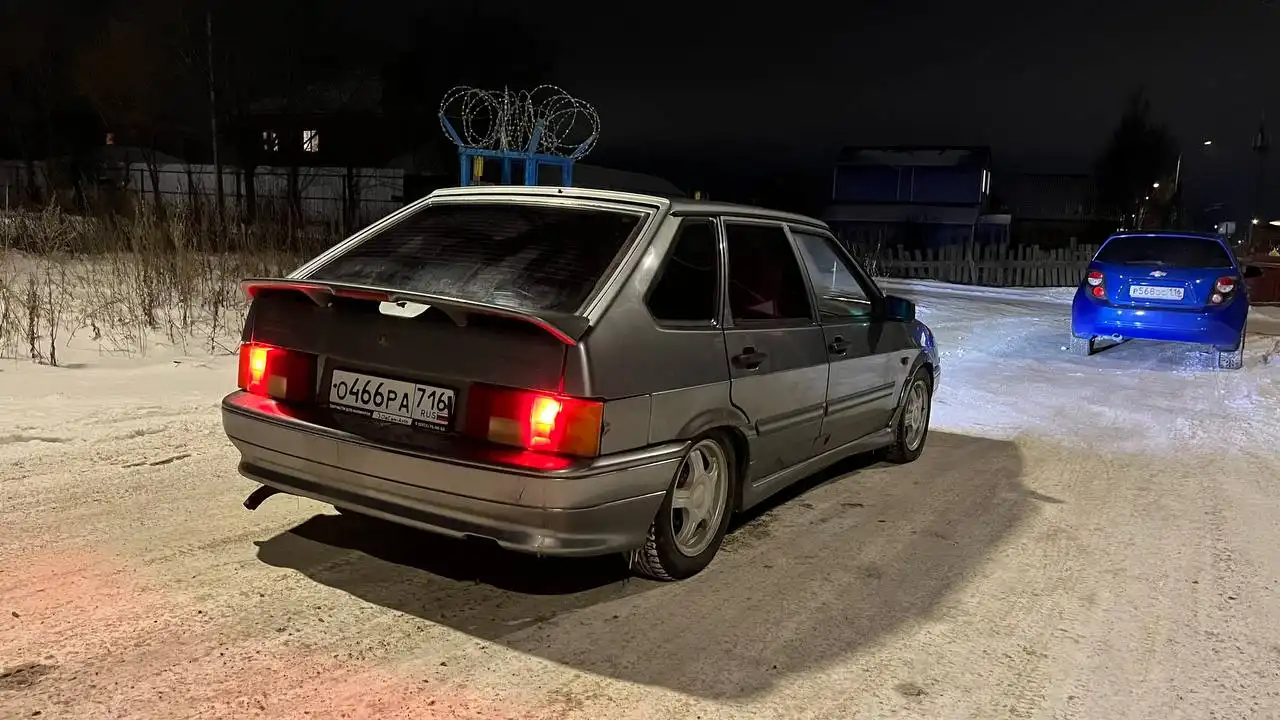 Продажа автомобиля ВАЗ 2114 2011 года