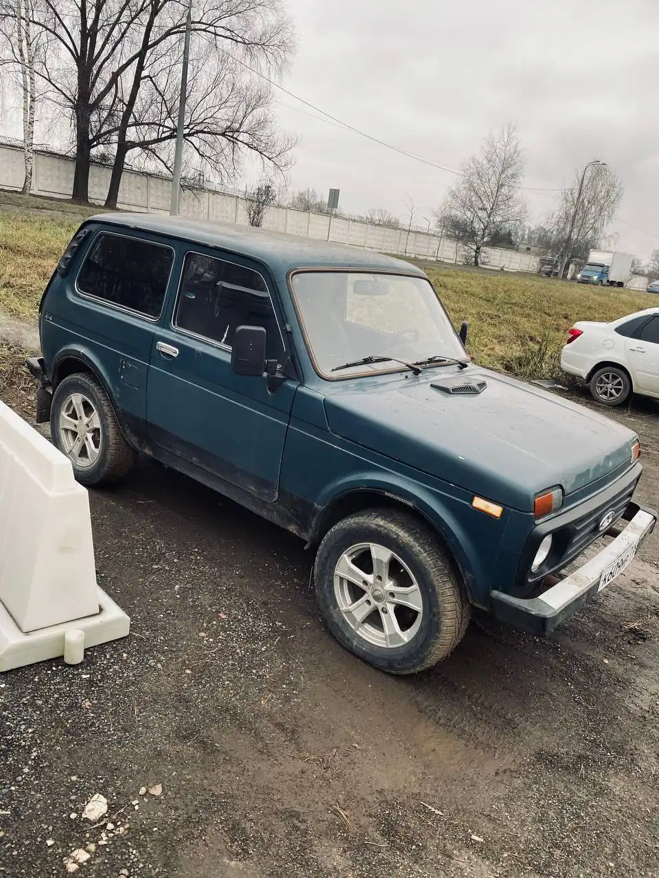 Продажа автомобиля Нива 1999 года