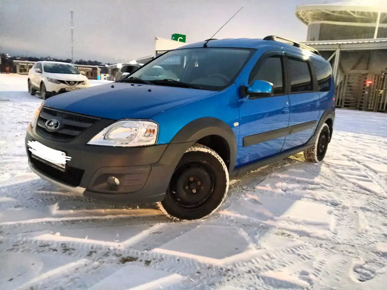 Продажа ВАЗ LADA Largus I 1.6 MT 2020 года