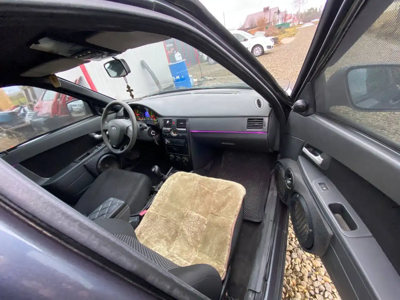 Продажа автомобиля 2013 года в отличном состоянии