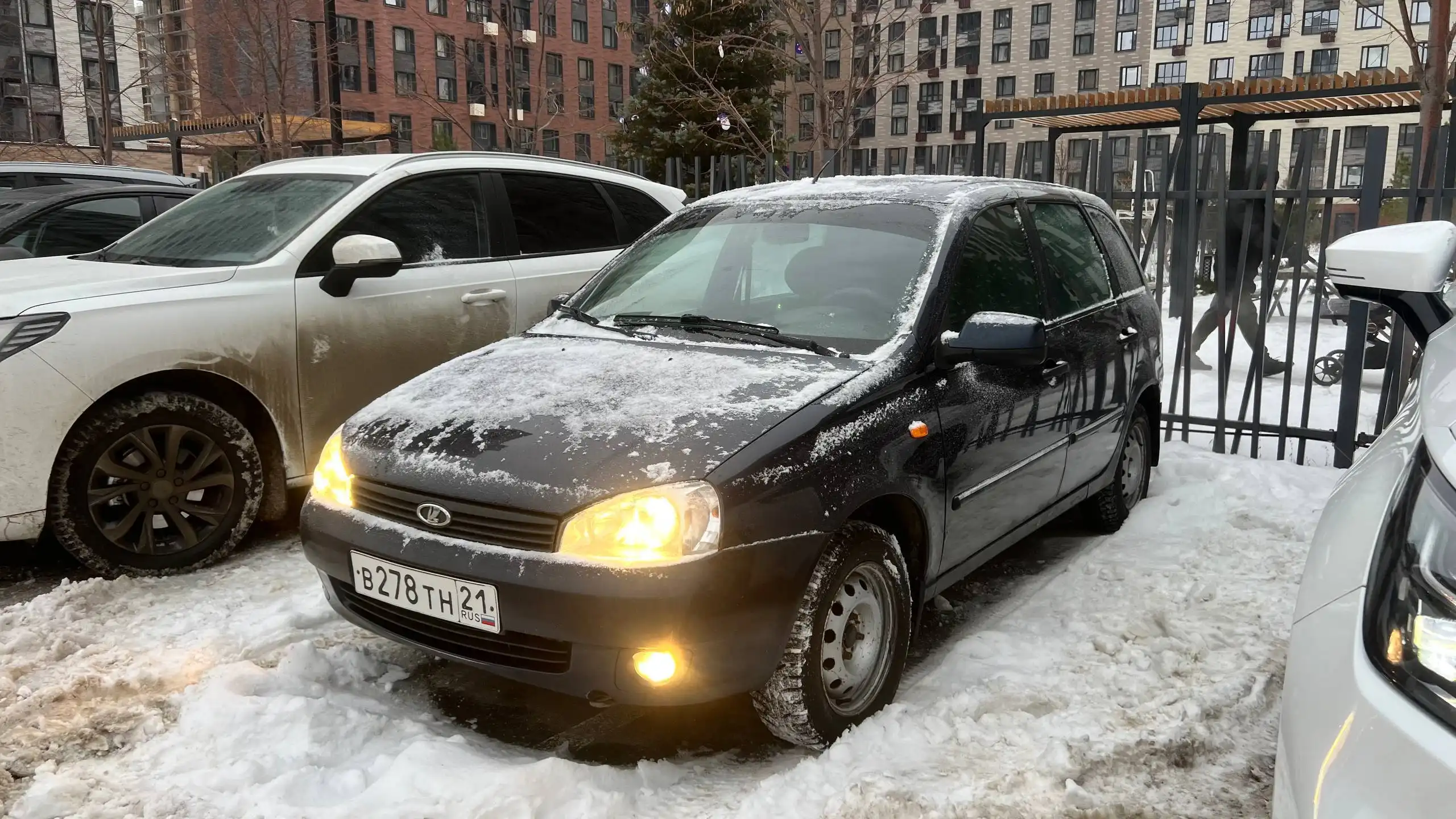 Lada Kalina 2013 года, 1.6/16кл 98лс