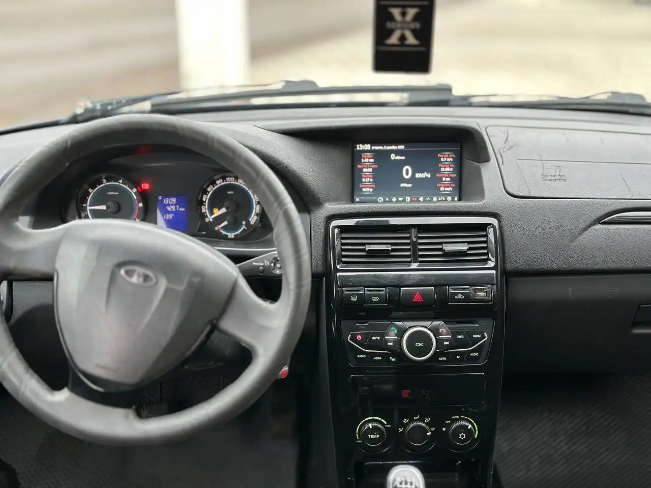 Продам Lada Priora 2 2014 года в Набережных Челнах