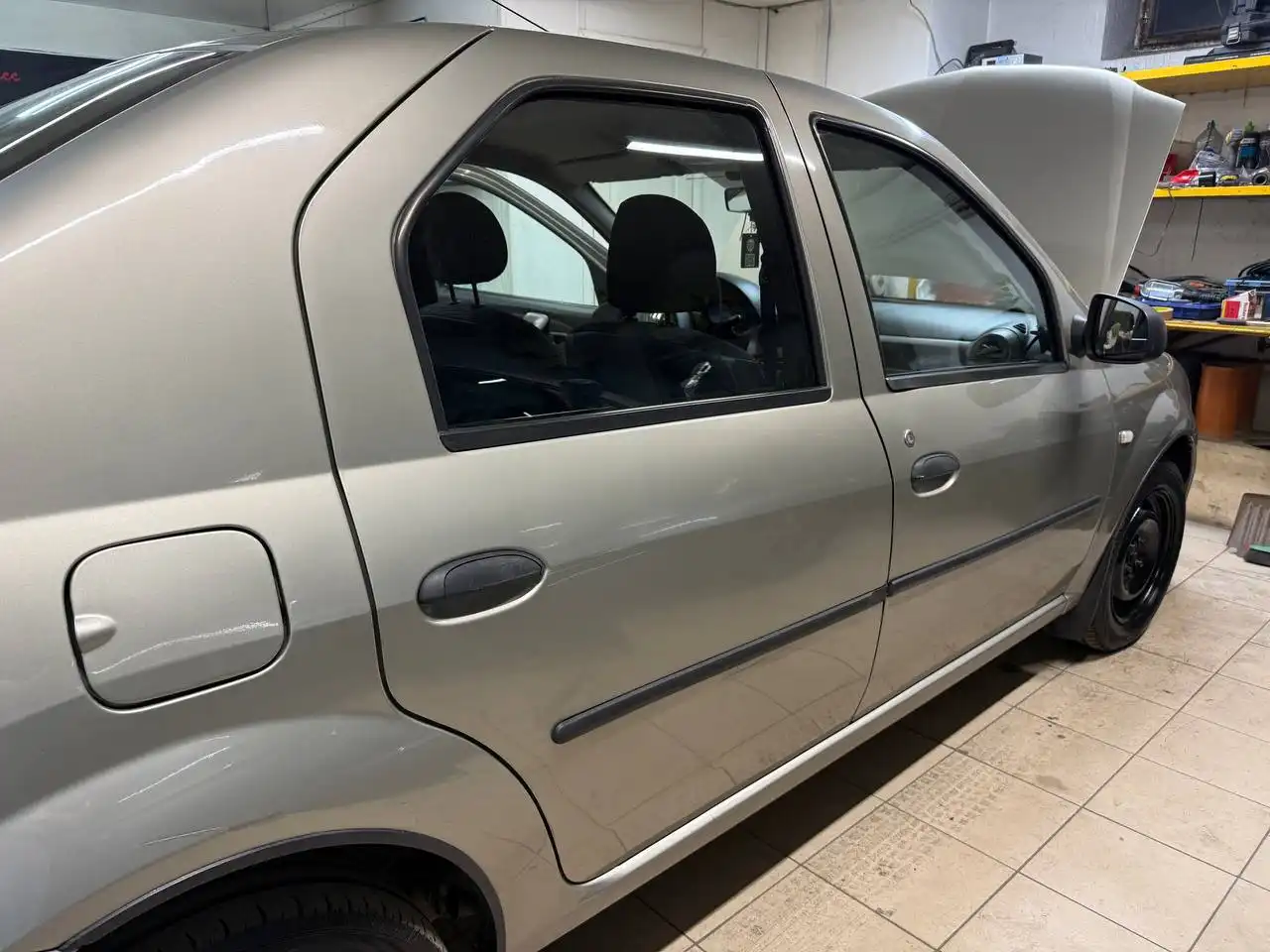 Продажа Renault Logan 2011 года