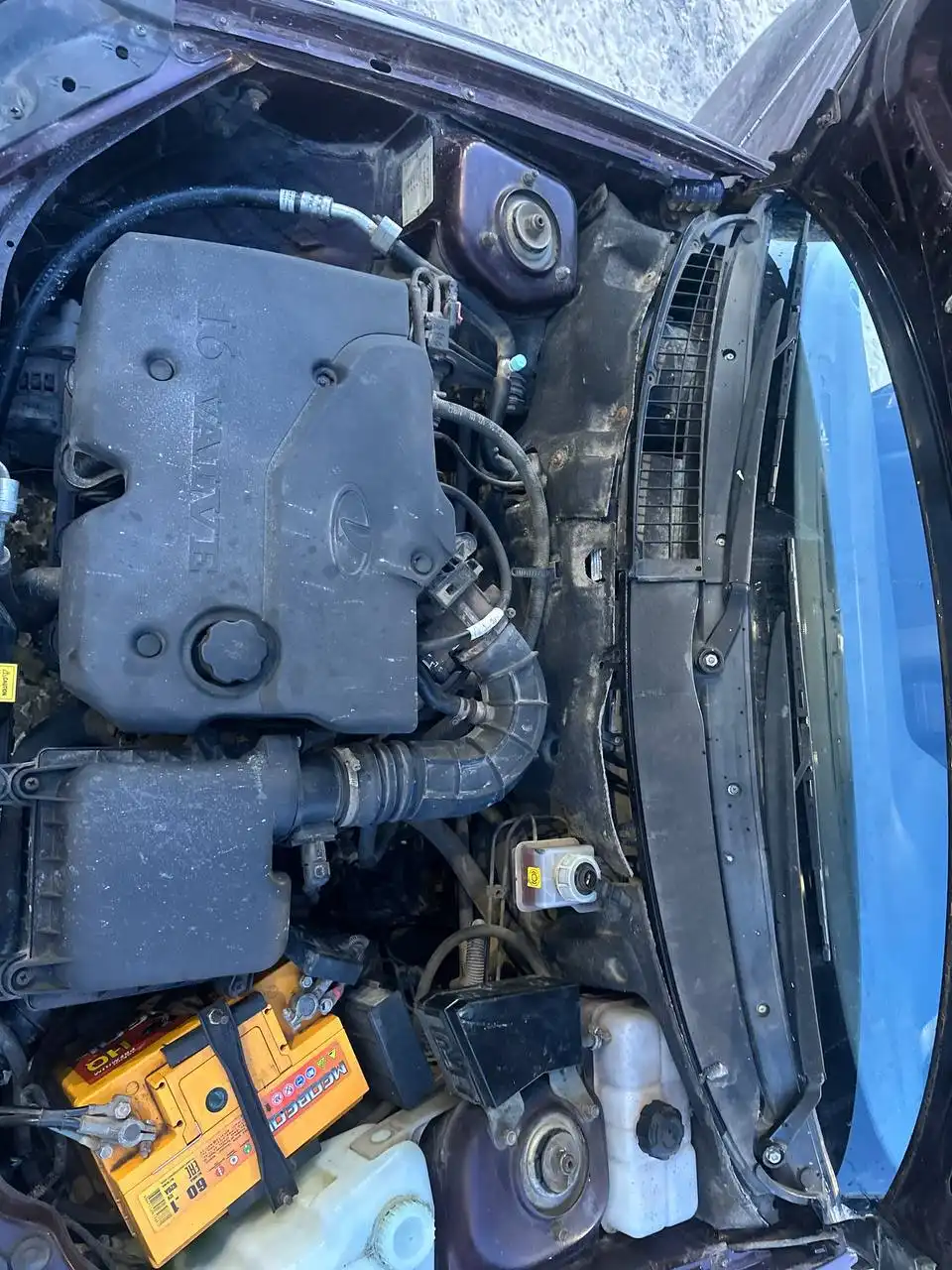 Продается Лада Приора 2012 года с кондиционером и климат-контролем