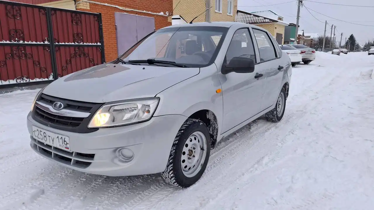 Продажа Лада Гранта 2013 года
