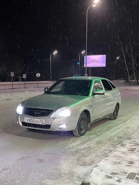 Продажа автомобиля Lada Priora 2010 года - Авто в Казань