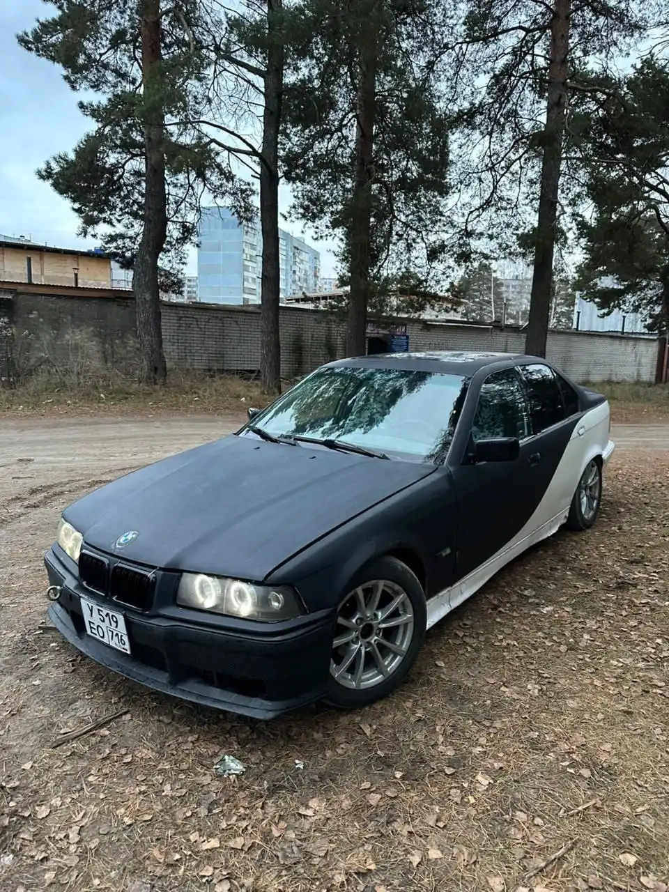 Продается БМВ Е36 с двигателем М40Б16 и люком