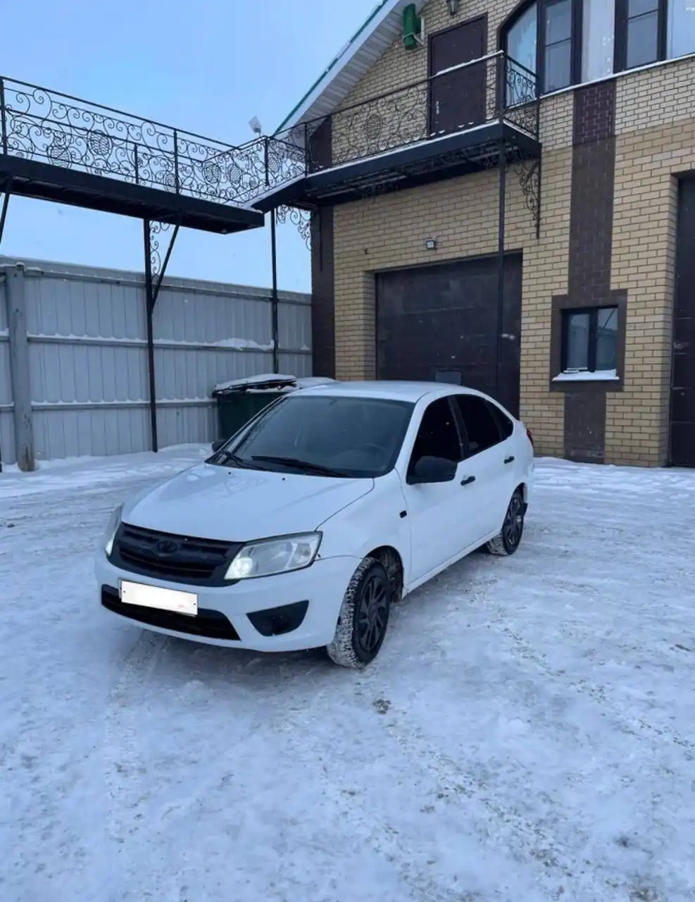 Продажа Лада Гранта 2016 года