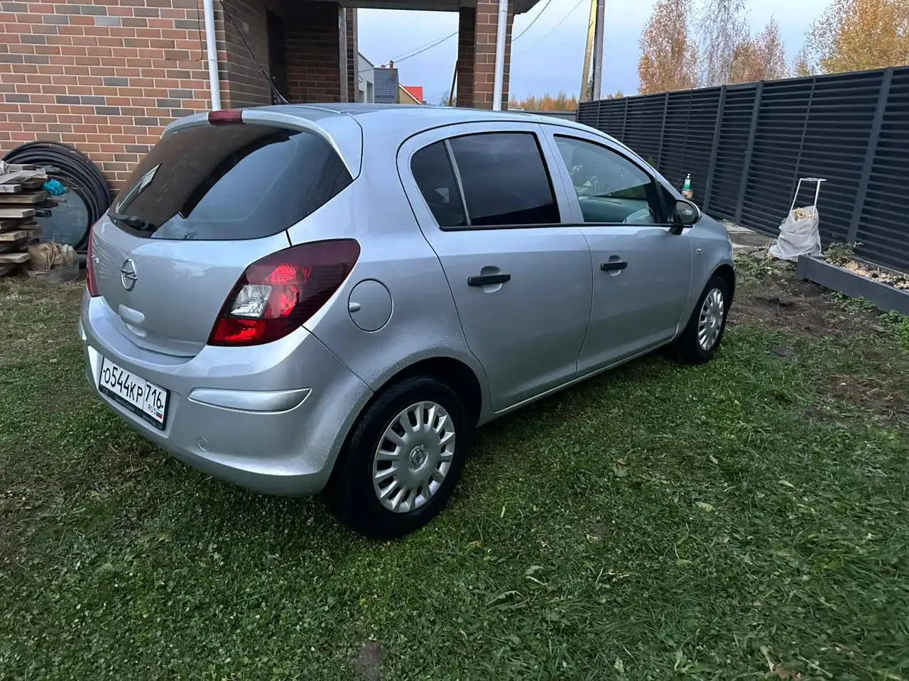 Опель Корса D 2013 года с пробегом 140 тыс. км - Авто в Казань
