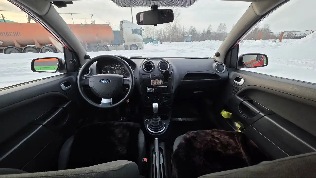 Ford Fiesta MK5 2007 года - Легковые автомобили (Авто) в Набережные Челны