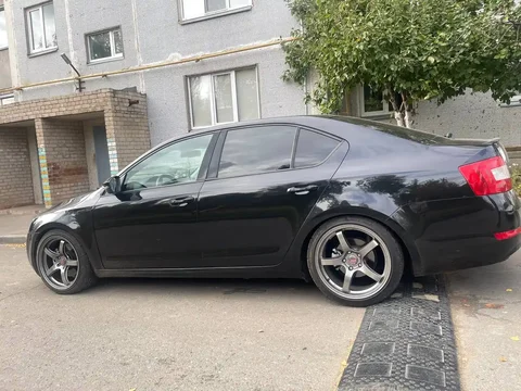 Продажа Skoda Octavia A7 2013 1.8 с тюнингом - Авто в Набережные Челны