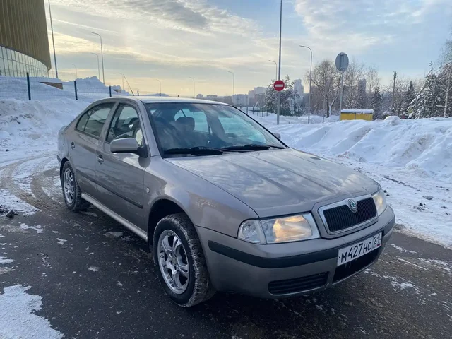Toyota Corolla 2007г 1.4 с кондиционером - Минивэны в Казань