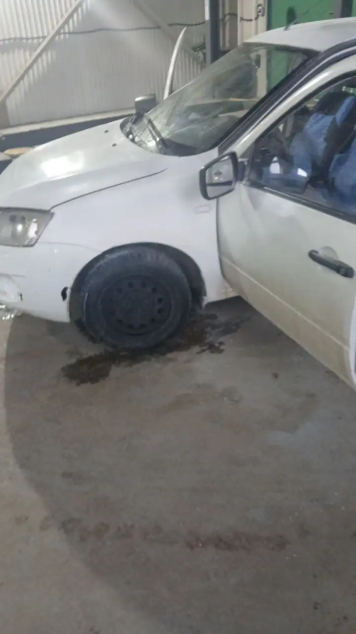 Продажа Lada Granta 2013 года с новыми запчастями - Легковые автомобили (Авто) в Казань