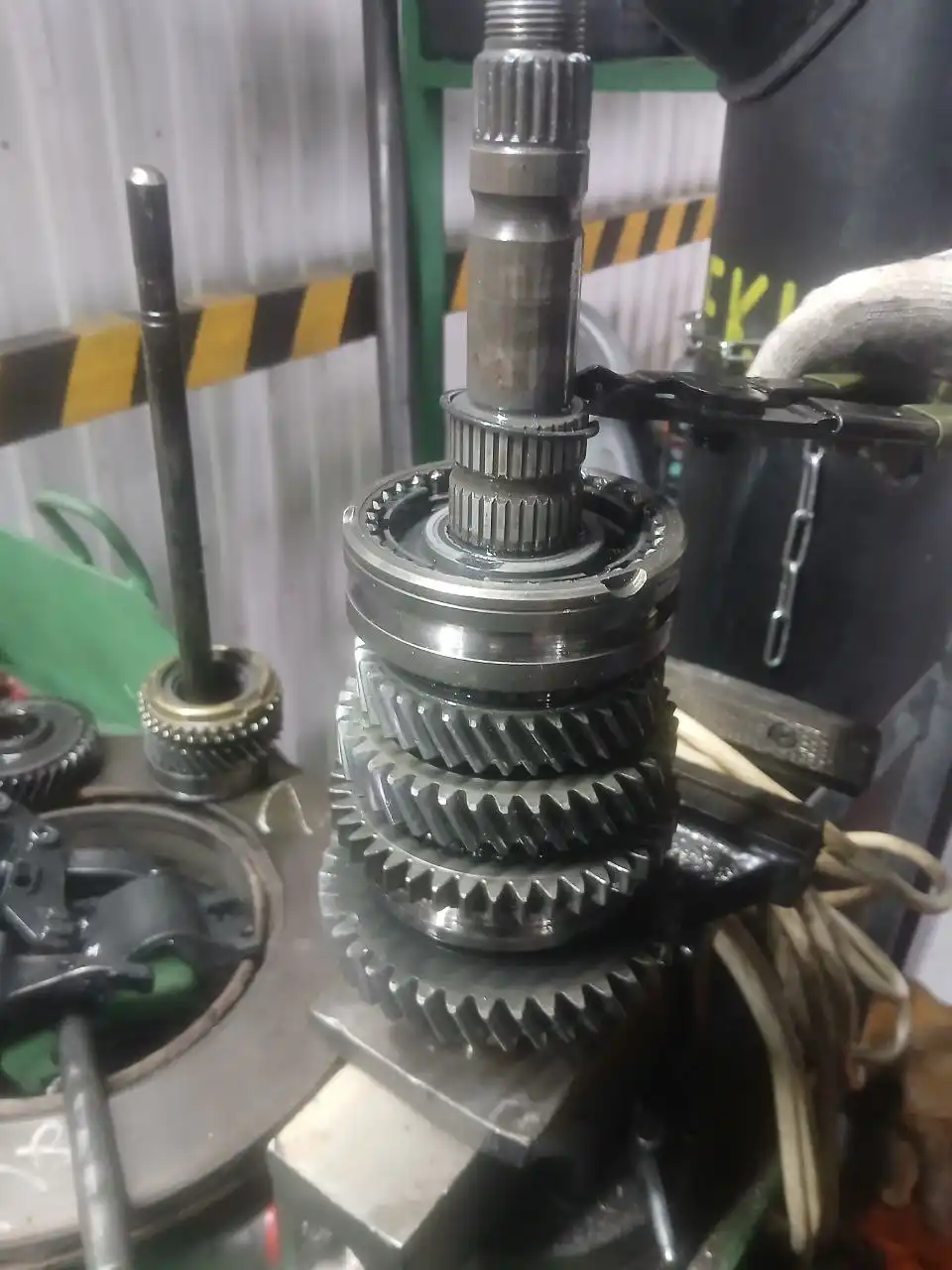 Продажа Lada Granta 2013 года с новыми запчастями - Легковые автомобили (Авто) в Казань