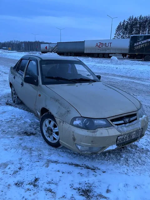 Дэу Нексия 2010 года в Набережных Челнах - Легковые автомобили в Набережные Челны