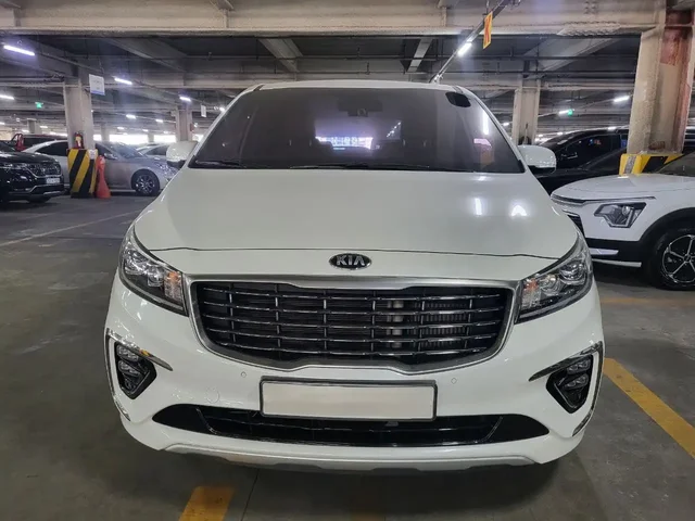 Продажа Kia Carnival 2019 года - Минивэны в Казань