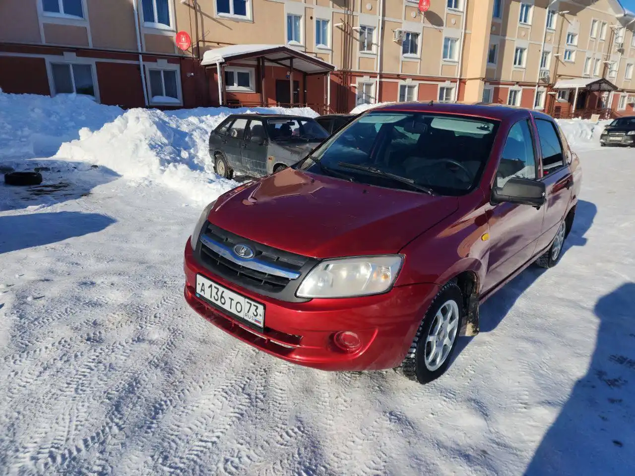 Lada Granta 2013 года с АКПП - Легковые автомобили (Авто) в Казань