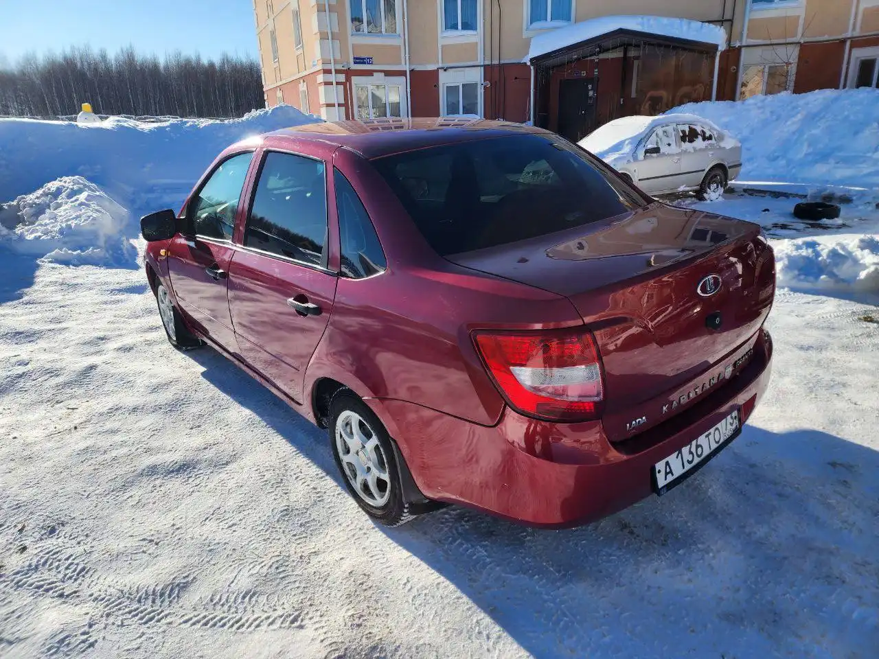 Lada Granta 2013 года с АКПП - Легковые автомобили (Авто) в Казань