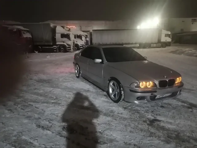 Продажа автомобиля Mercedes-Benz E-Class 39 2.5 автомат - Грузовики в Казань