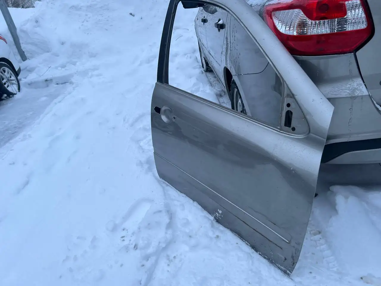 Заводской цвет 618 Гранта фл - Запчасти (Авто) в Казань