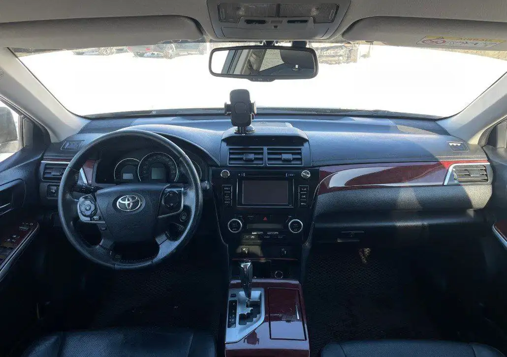 Продажа Toyota Camry 2013 года - Авто в Казань