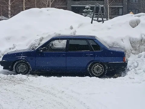 Продажа или обмен автомобиля 2002 года с инжектором - частное объявление в Казань