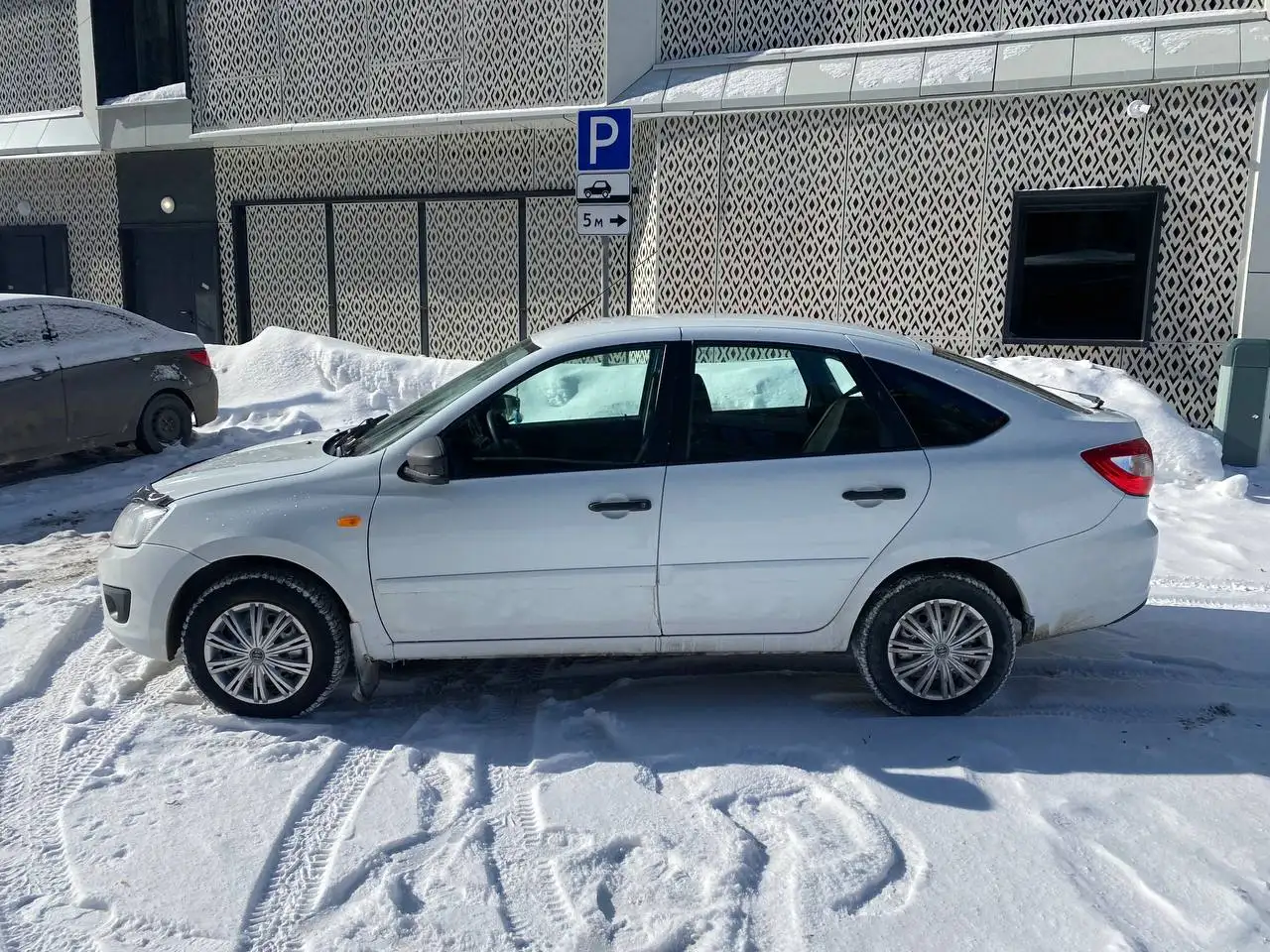 Лада Гранта Лифтбек 2014 г.в. в Казани - Легковые автомобили (Авто) в Казань