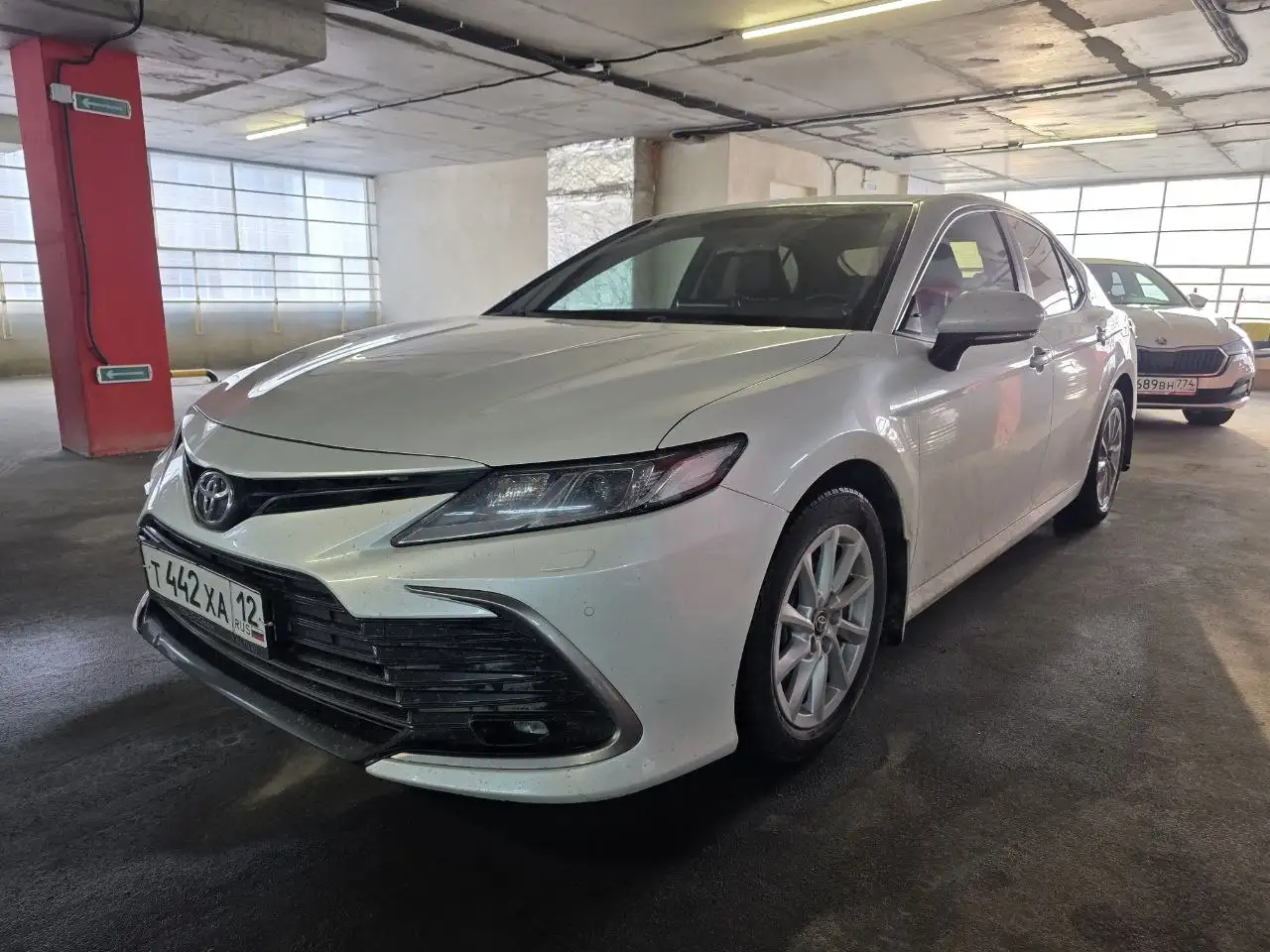 Toyota Camry 2.5 AT 2021 года, рестайлинг, 145 тыс. км - Легковые автомобили (Авто) в Казань