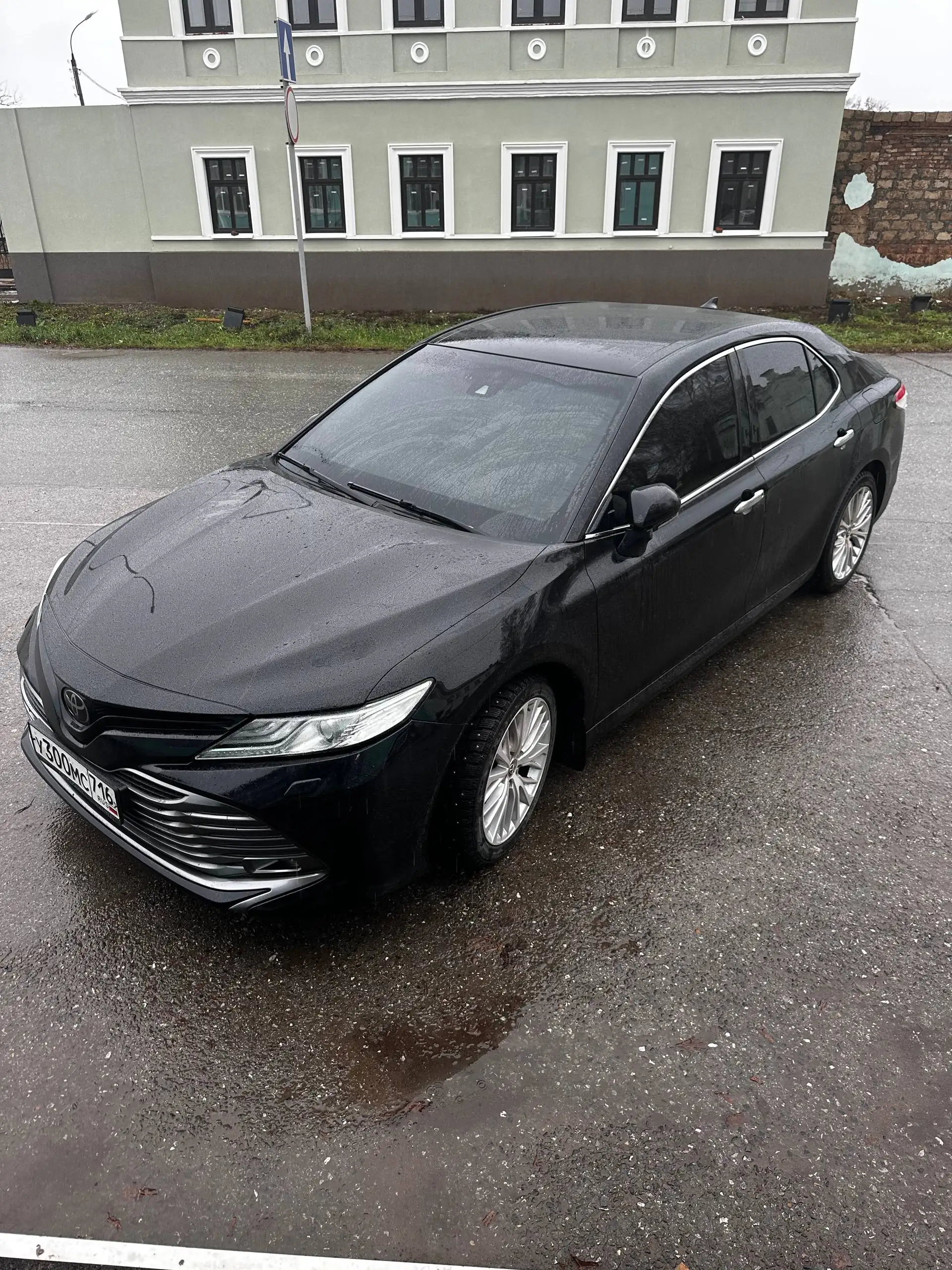 Продам Toyota Camry 70 2019 года - Легковые автомобили (Авто) в Казань