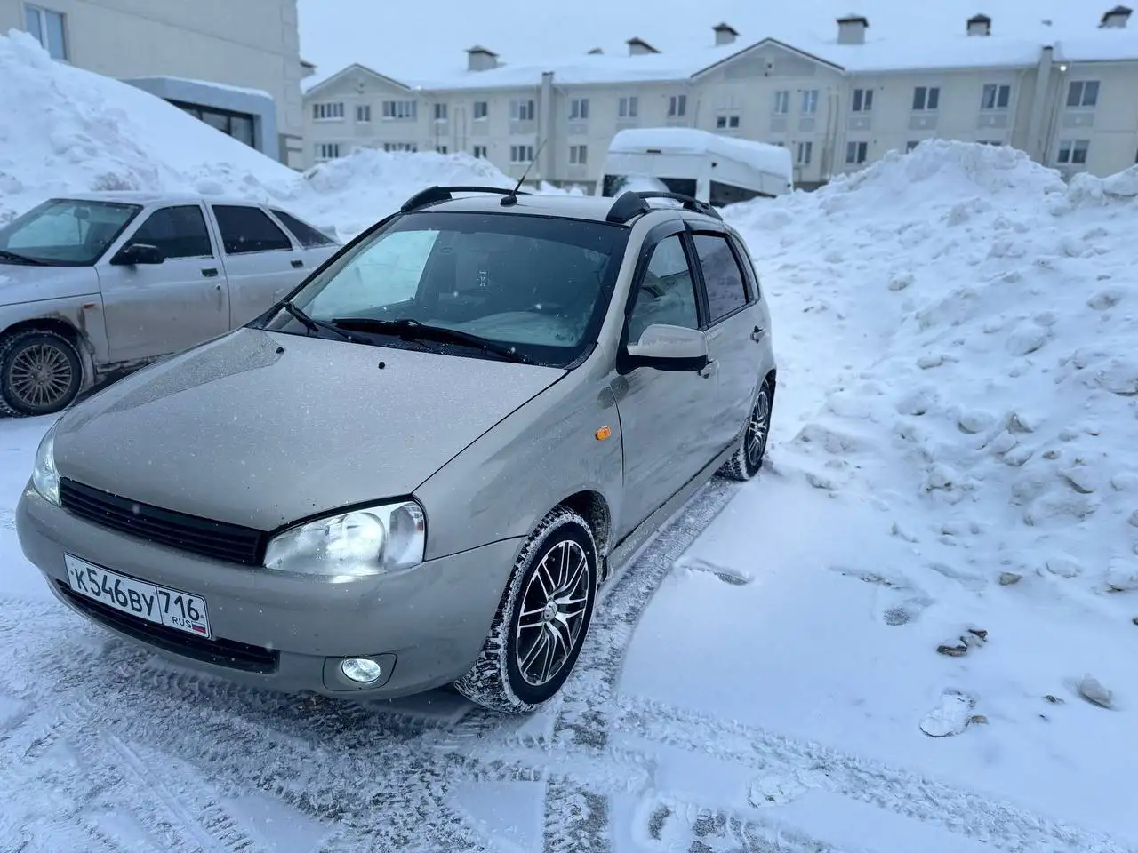 Продается Lada Kalina 2012 года в люксовой комплектации - Легковые автомобили (Авто) в Казань