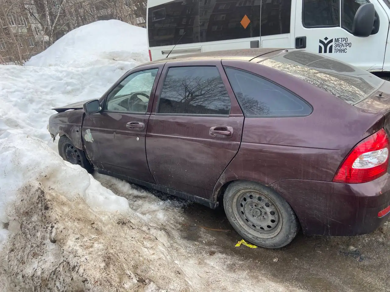 Продажа Лада Приора 2011 года - Легковые автомобили (Авто) в Казань