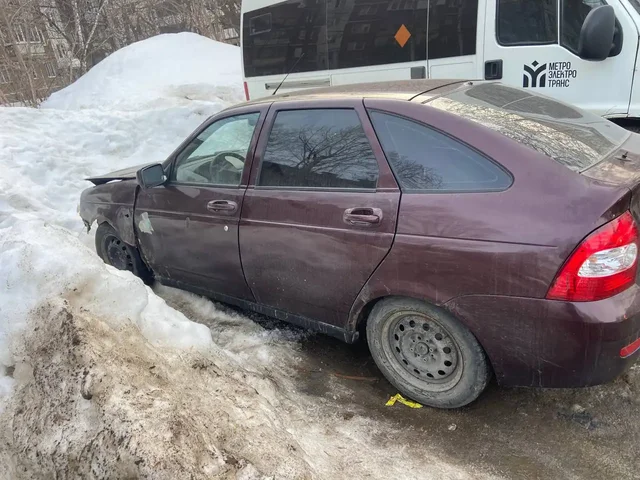 Продажа Лада Приора 2011 года - Ретро-автомобили в Казань