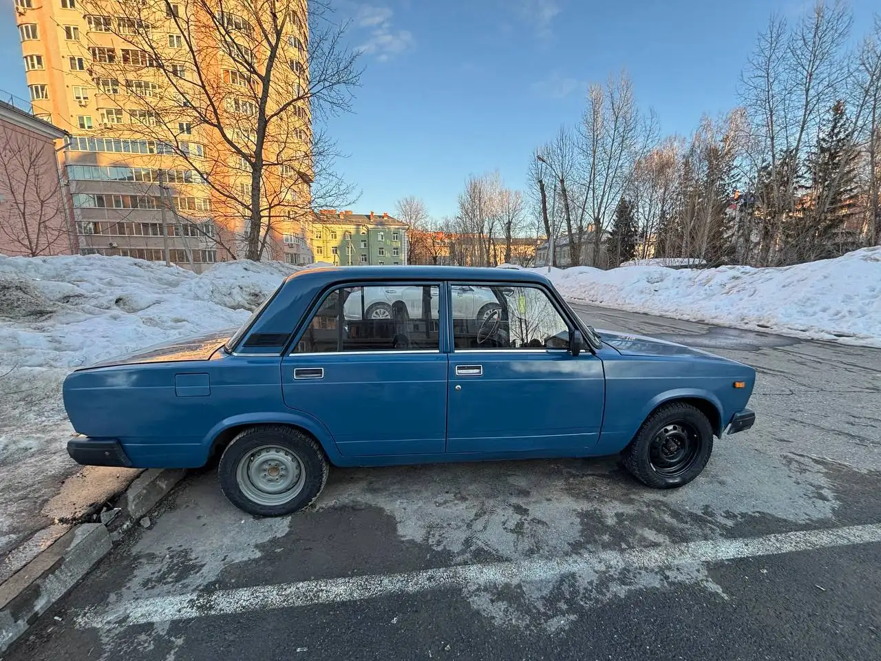 Продам ВАЗ 2105 инжектор в хорошем состоянии - Легковые автомобили (Авто) в Казань