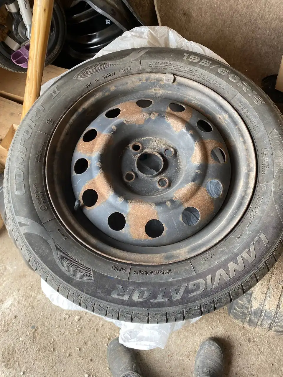 Шины 15 радиуса для Kia Rio - Шины и диски (Авто) в Казань