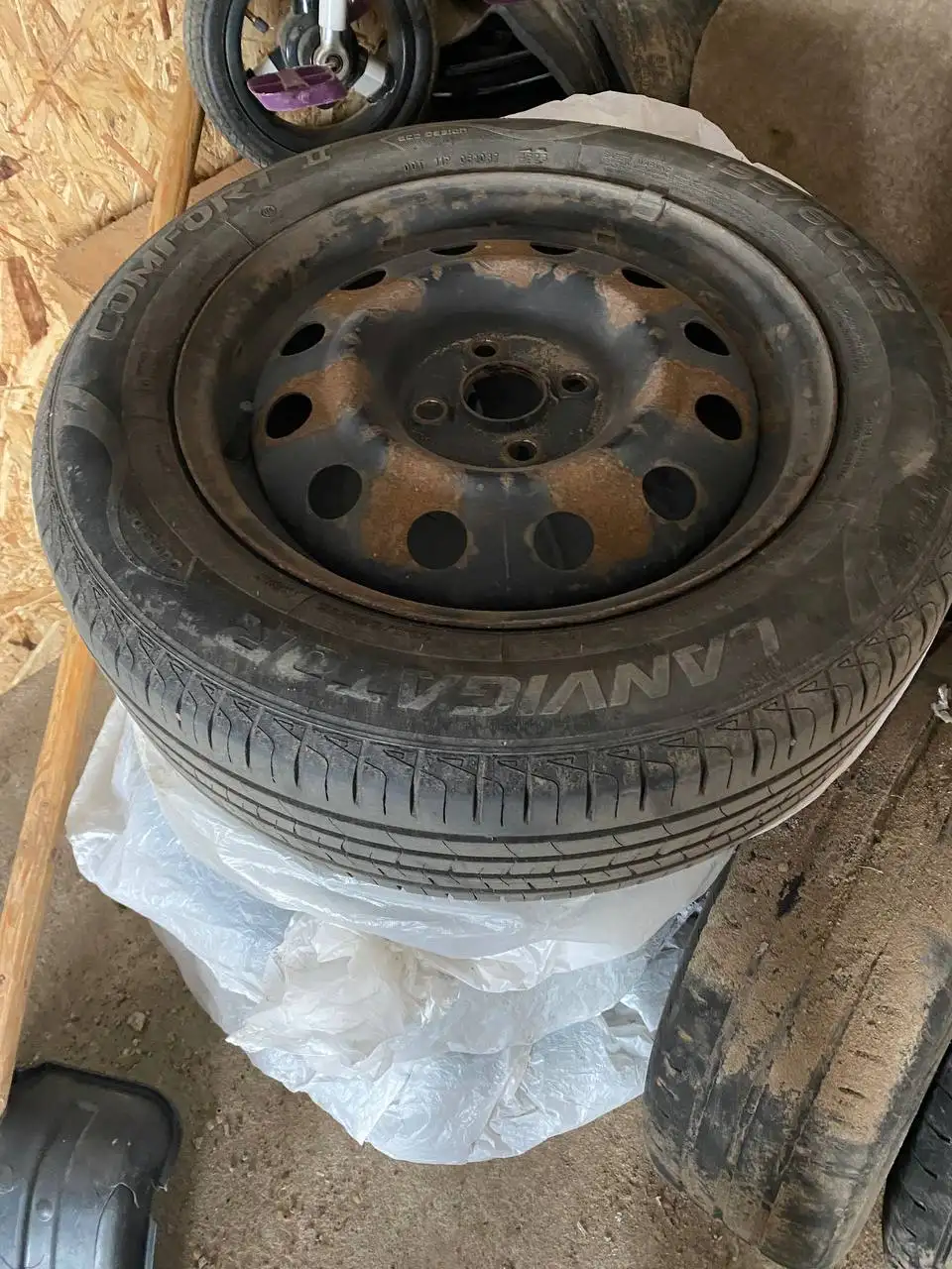 Шины 15 радиуса для Kia Rio - Шины и диски (Авто) в Казань