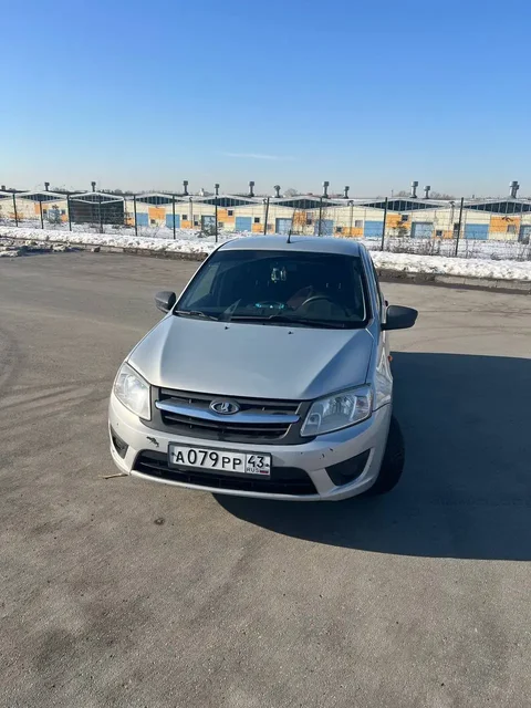 Продажа автомобиля 2017 года с двумя хозяевами и пробегом 107 тыс. км - Выставка автомобилей в Казань