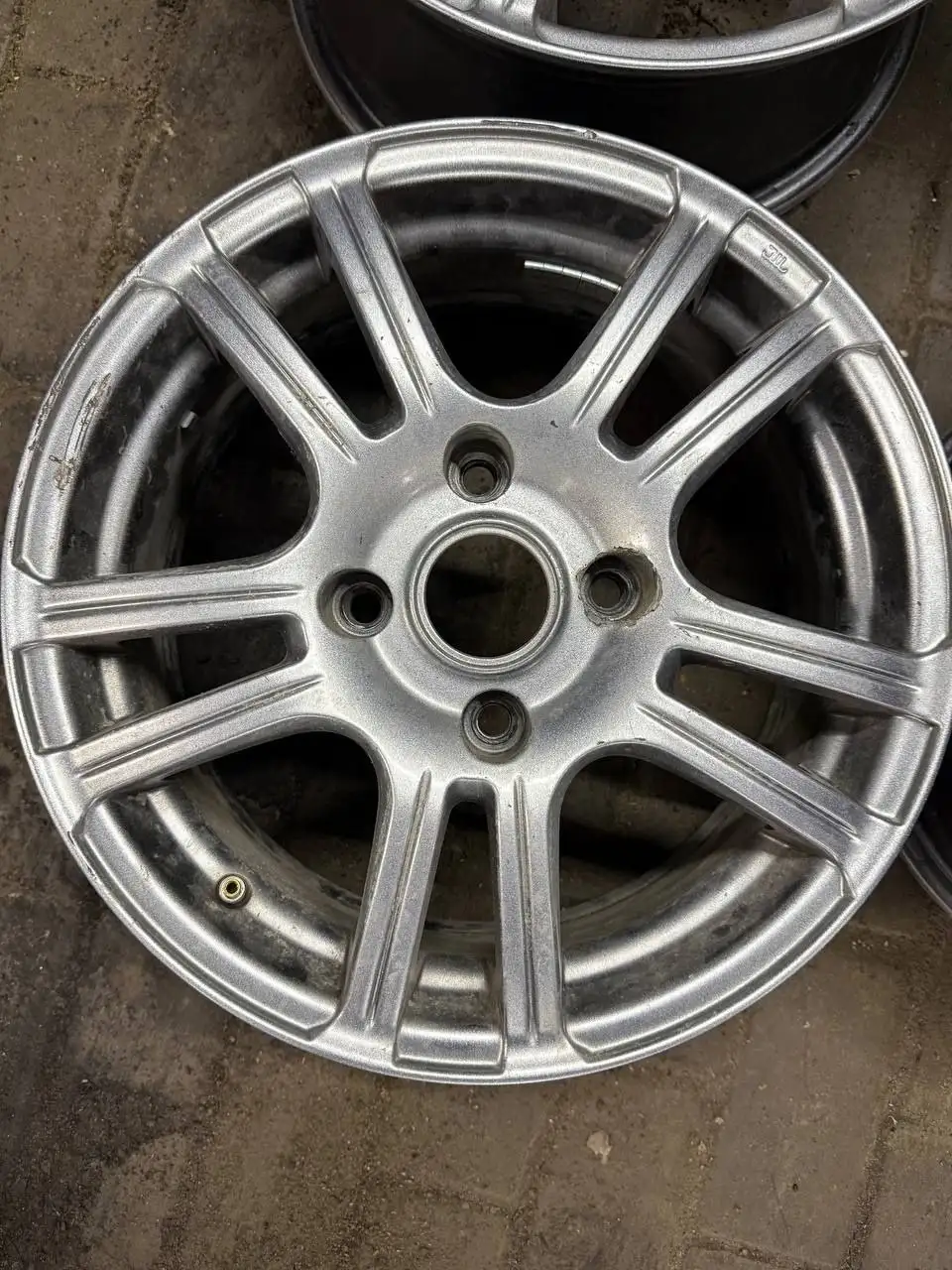 Продажа автомобильных дисков X-страйки R15 6J - Запчасти (Авто) в Казань