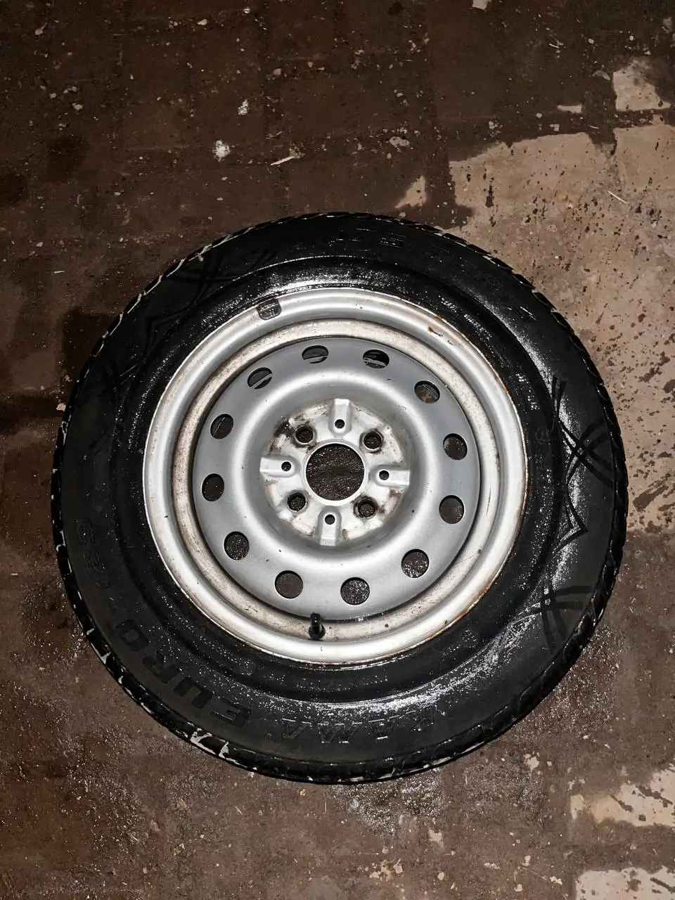 Продам летнюю резину Kama euro r13/175/70 - Шины и диски (Запчасти) в Казань