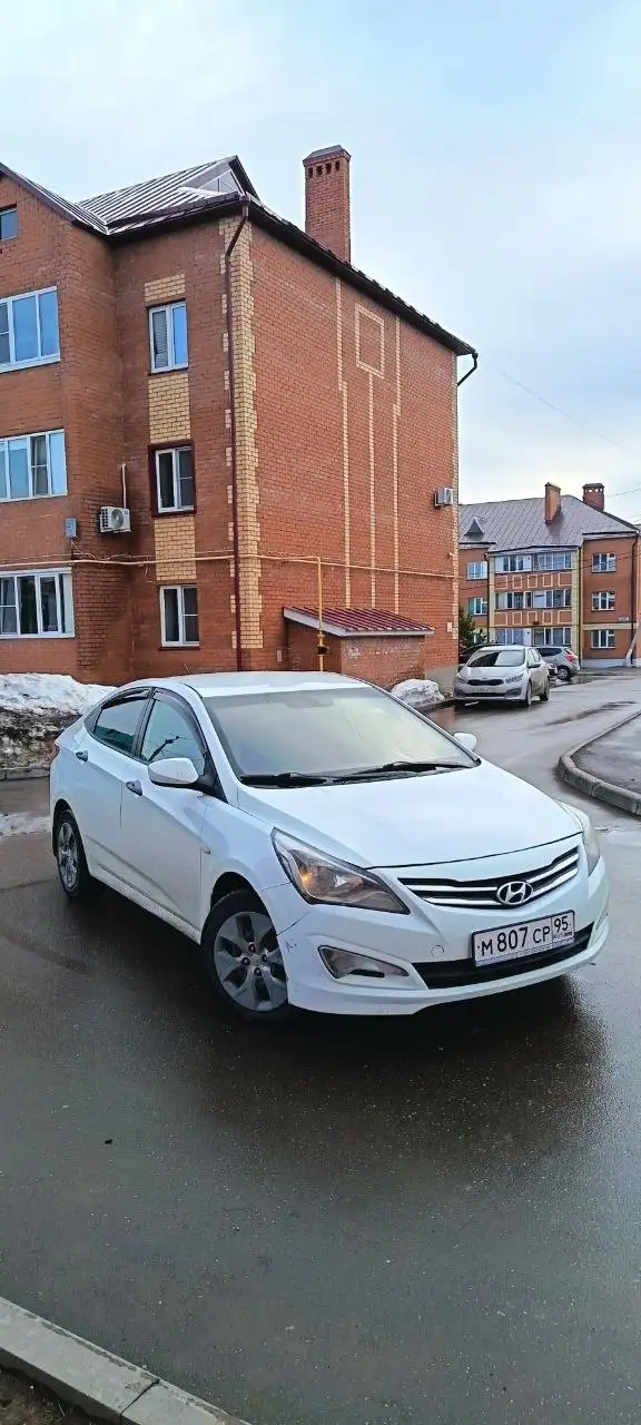 Hyundai Solaris 1.4 2014 года в хорошем состоянии - Легковые автомобили (Авто) в Казань