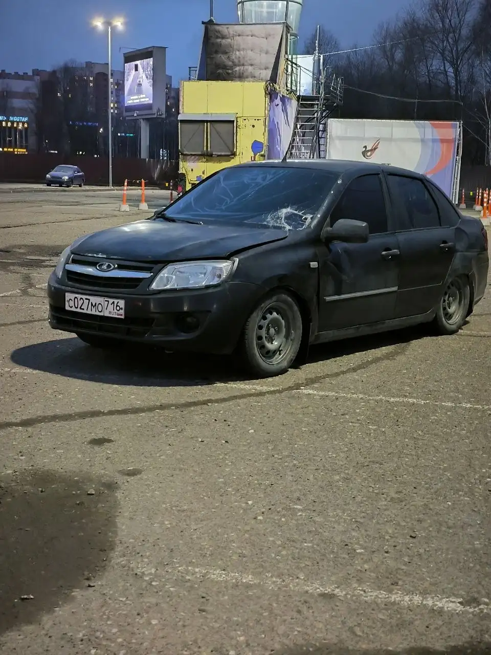 ЛАДА ГРАНТА 2013 года на восьмиклопе - Легковые автомобили (Авто) в Казань